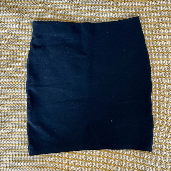 Sunday Best Primrose Skirt - Picture 3 of 4